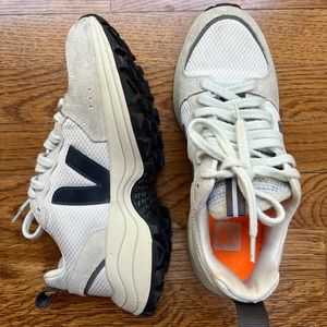 Veja Venturi suede and leather trimmed sneakers size 38